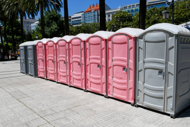 Best Portable Restroom Setup and Delivery  in Riverton, WY