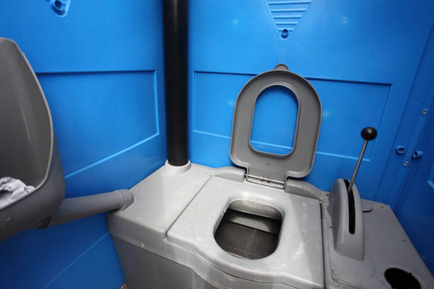 Best Deluxe Portable Toilet Rental  in Riverton, WY